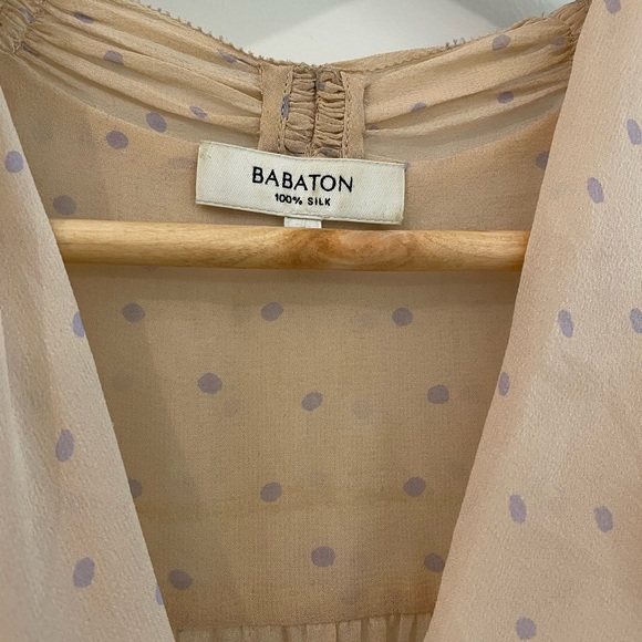 Aritzia Silk Tanktop - Picture 3 of 3